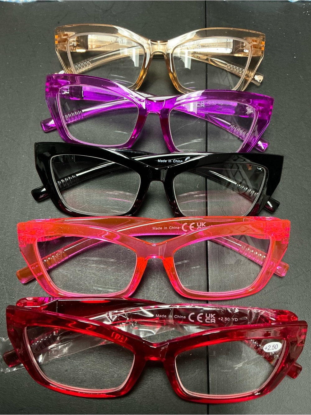 Retro Cat-Eye Reading Glasses - +2.50 - set of 5
